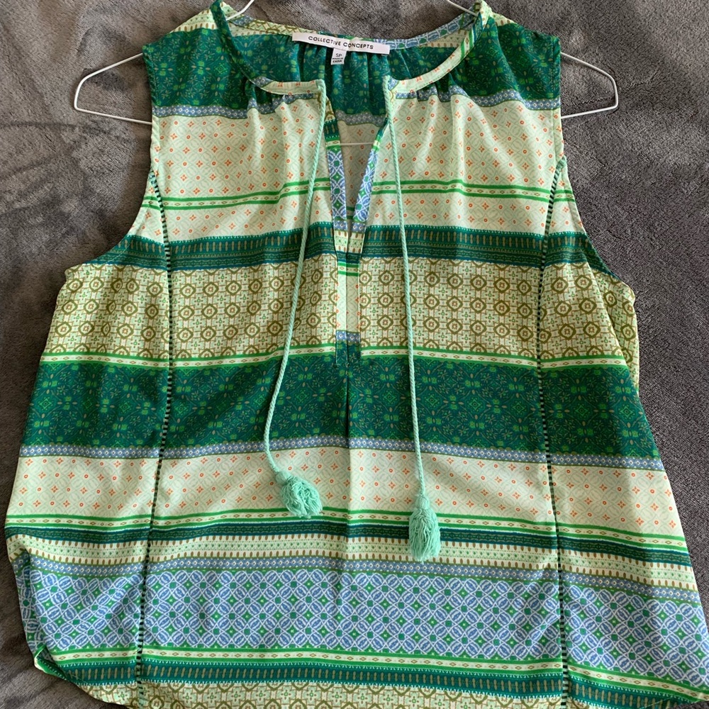 Green printed top